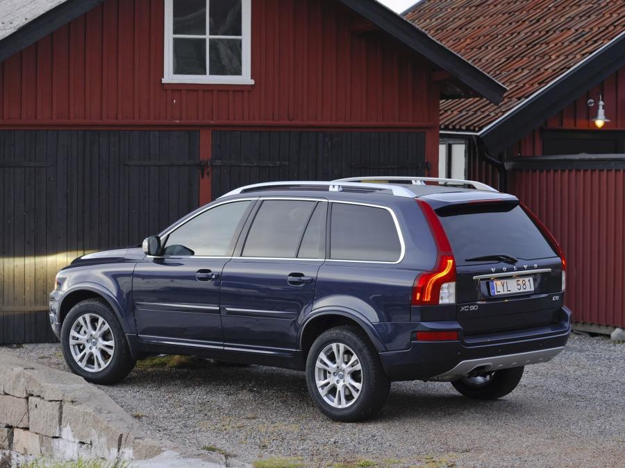 Volvo XC90 D3 2011 года  (фото 10 из 12)